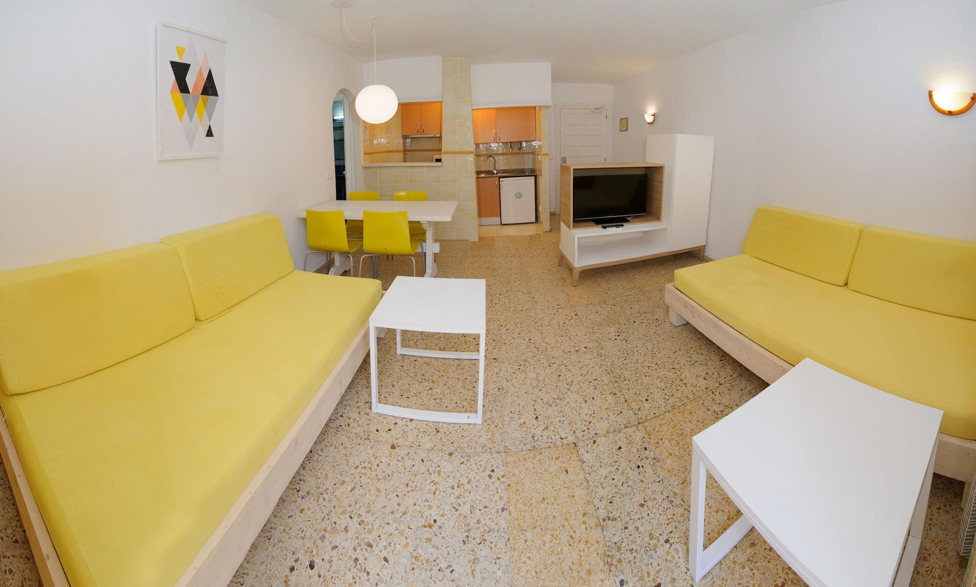 Aparthotel Boutique Poniente Playa San Antonio  Buitenkant foto