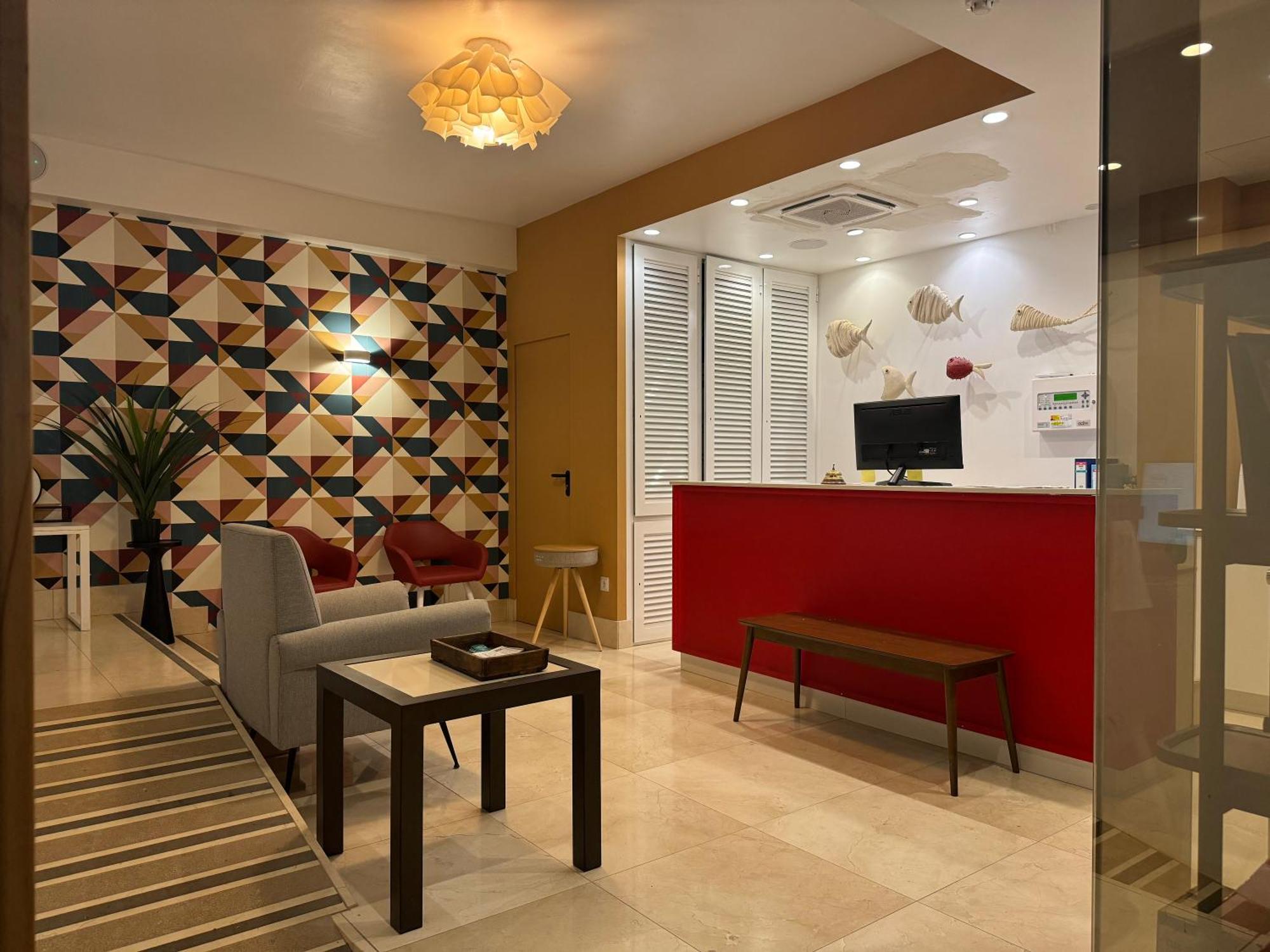 Aparthotel Boutique Poniente Playa San Antonio  Buitenkant foto